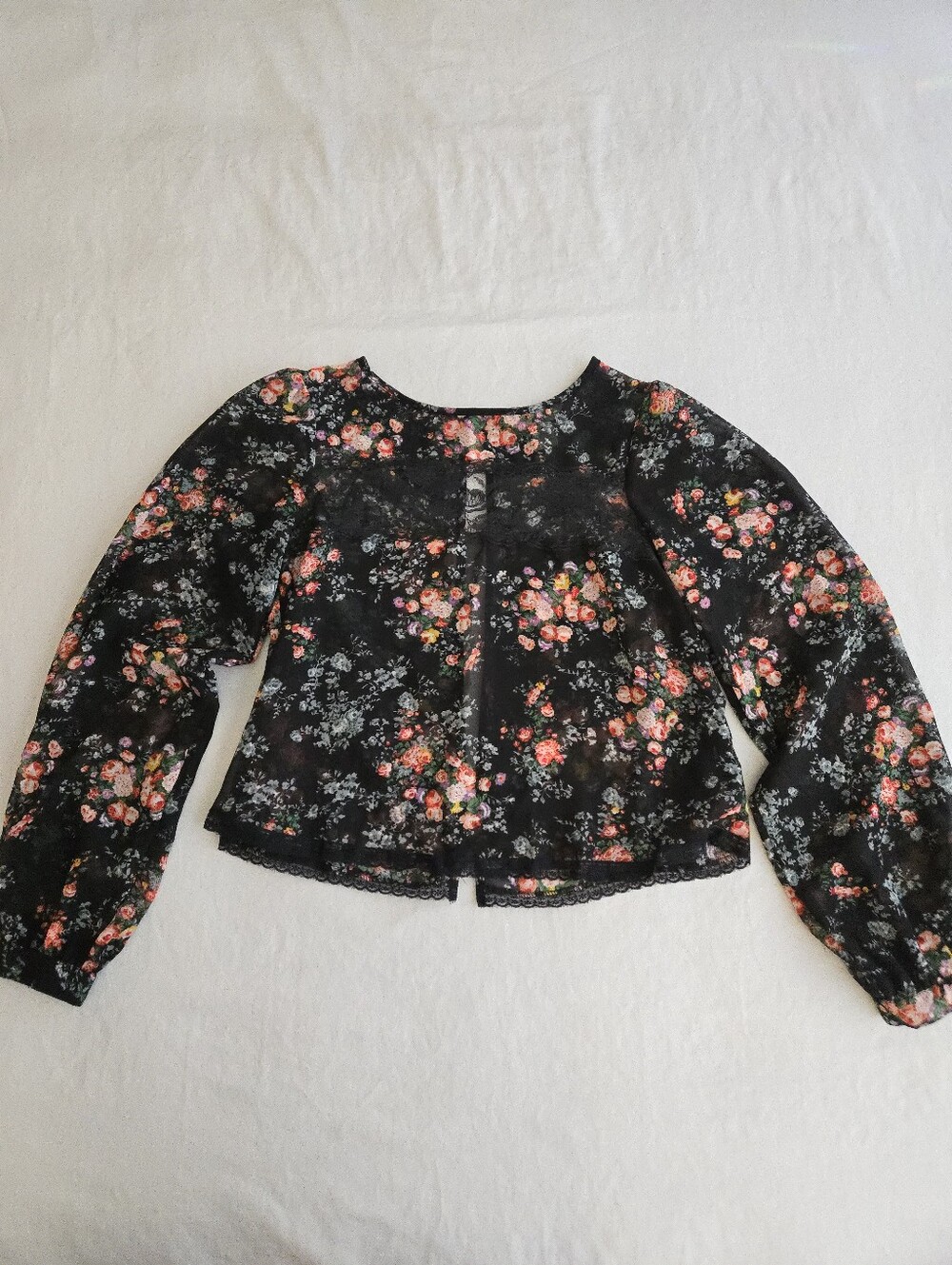 Fun & Flirt Black Sheer Floral Long-Sleeve Lace-Trim Cropped Blouse EB4